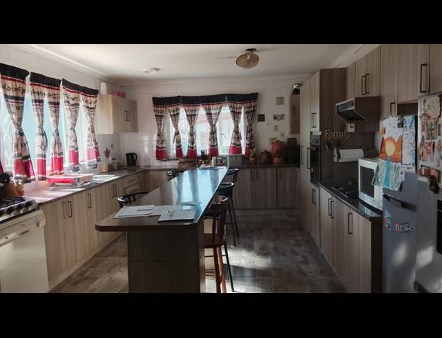 2 BEDROOM HOUSE FOR SALE IN RANDGATE